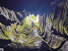 -梭布垭石林景区