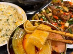 -鸿顺老铁锅美蛙鱼府(解放碑店)