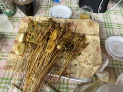 -老街烧烤大排档·地道湖北菜·龙虾馆(汉口火车站店)
