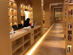 -漕河泾街道图书馆(漕河泾社区文化活动中心店)