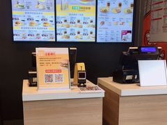-麦当劳(杭州三花国际店)