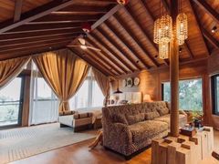 -三峡国际房车露营地(G348店)