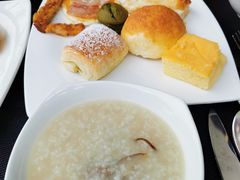 -三亚湾海居铂尔曼度假酒店