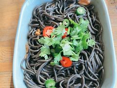 -蜜桃餐厅·伴山(湖滨商业街店)