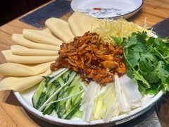 -山河屯铁锅炖·非遗东北菜(南山店)