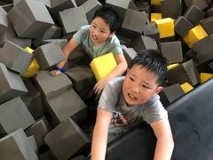 -嘿哟动霸CHUA·新潮玩运动娱乐中心·蹦床滑冰团建乐园