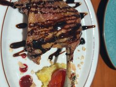 油封鸭腿配黄油土豆泥-CRAZYONES西班牙海鲜饭(上海美罗城店)