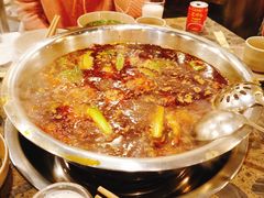 -肖肖酸萝卜鱼火锅(总店)