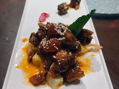 -万重锦·人文川菜馆(骡马市店)
