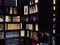 upload_pic-钟书阁(松江泰晤士小镇店)