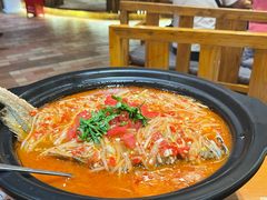 -老滇山寨•云南特色菜•地方菜•民族风情歌舞表演(金碧店)