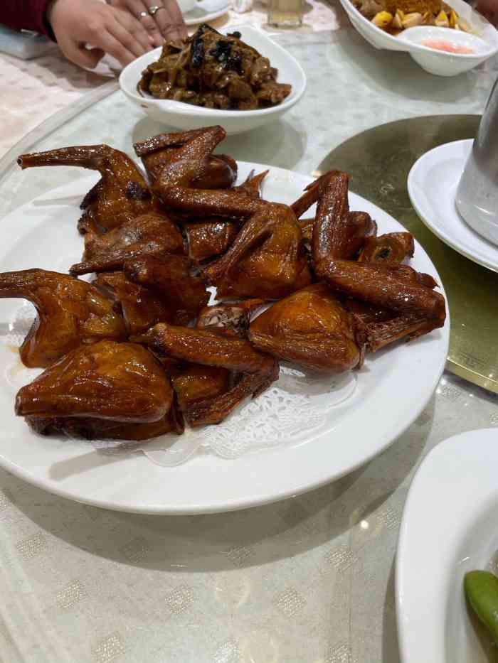 金时代顺风大酒店(金玉兰店)-"顺丰这家老饭店经常前往用餐,菜品水准