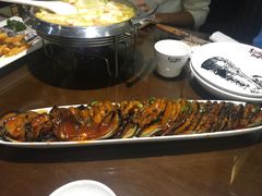 -东口码头·烧鸽子·鱼头泡饼·地方菜(金鹰悦城店)