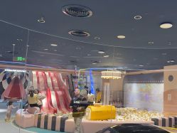 -奈尔宝家庭中心·亲子餐厅(北京东坝万达店)