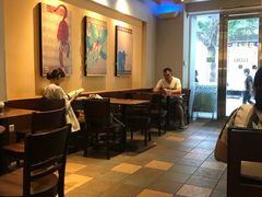 大堂-星巴克(广州淘金路店)