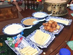 -哈啾嗨·新概念蒙餐(红星新城店)