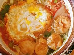 辣牛肉汤面-海兰江石锅饭(水上店)