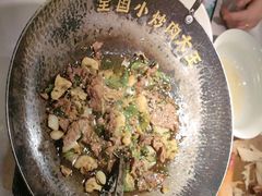 -费大厨辣椒炒肉(黄兴中心广场店)