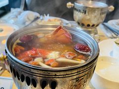 -雍和会海鲜姿造自助(湖东路店)
