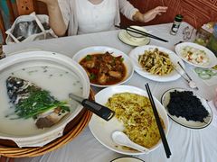 -天乐农家鱼头王(天目湖店)
