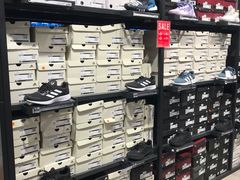 -首创奥特莱斯(西安店)