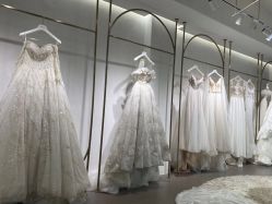 -艾米丽婚纱礼服