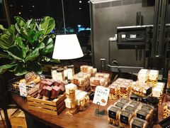 -红跑车(朝晖店)