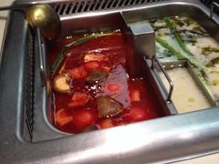 酸菜鱼番茄锅底-海底捞火锅(九久奥特莱斯店)
