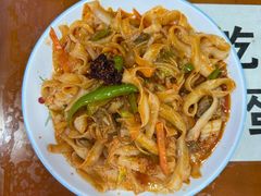 -兰河巷牛肉面(曲江店)
