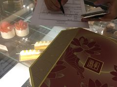 -上海半岛酒店·半岛精品店