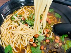 重庆臊子面-家烧面馆【南山路知名经典面食】