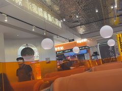 -黄记煌三汁焖锅(新佳丽江汉路店)