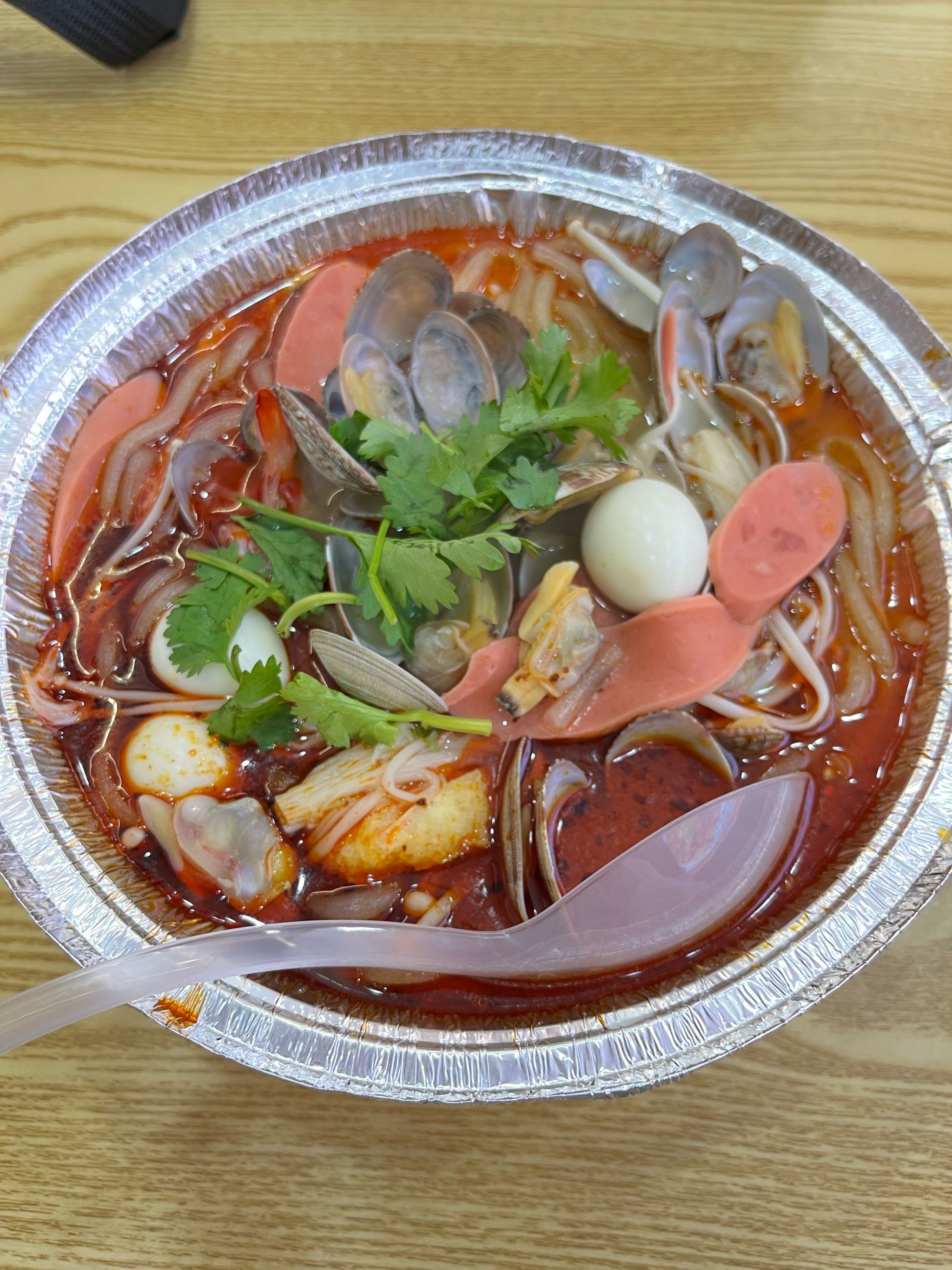 好一碗金汤海鲜花甲粉