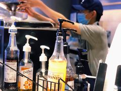 -瑞幸咖啡(大都会东方广场店)