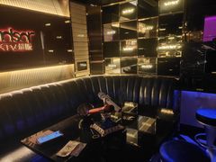 -温莎KTV(珠江路店)