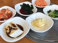 -亲昵春川鸡排(韩国美食街店)
