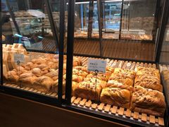 -Dough&Joe团憩(瑞虹天地月亮湾店)