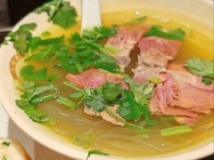牛肉粉丝汤-哑巴生煎(临顿路店)