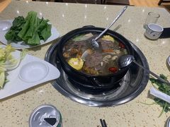 -九寨沟特色牦牛肉汤锅