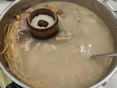 -朴小妹人参鸡汤火锅(长白山万达店)