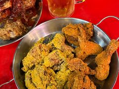 -BHC炸鸡(明洞总店)