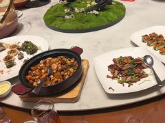 -泓历皇朝酒店(东亭店)