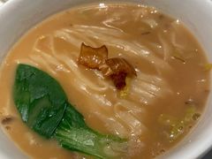 老娘炝锅面-马仕玖煲·融合菜·酥不腻烤鸭(人大店)
