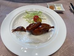 -景月阁空中食府(希尔顿酒店)