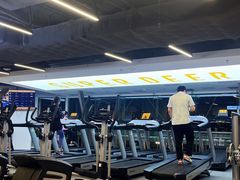 -超鹿运动(达信大厦店)