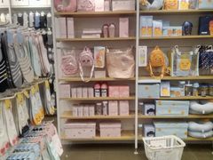 -名创优品(天津市河东万达广场店)