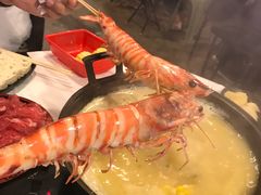 -鲜入围煮花胶鸡海鲜火锅