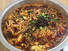 -蓉城西二道无名冒菜(西二道街店)