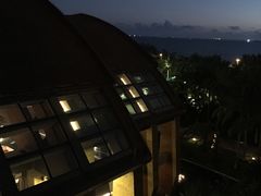 -三亚湾海居铂尔曼度假酒店