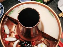 鱼羊鲜和清汤鸳鸯锅-清真·京华源铜锅涮肉(丰庆店)